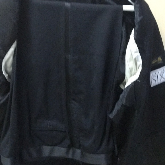 Mans black after six tuxedo - Picture 3 of 4